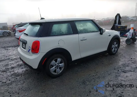 2021 Mini Hardtop Cooper z USA, uszkodzony, nr VIN WMWXR3C07M2N81912